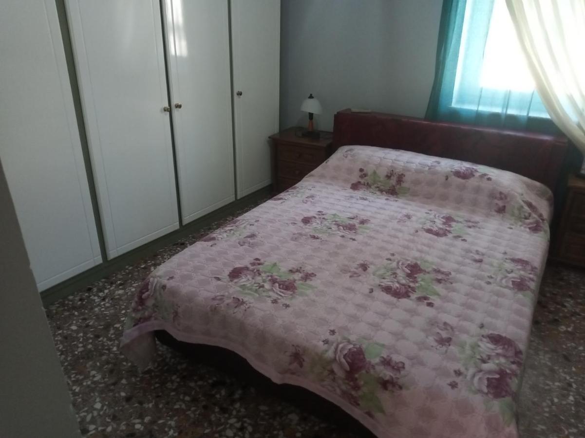 Katerina'S Apartments Kini Екстериор снимка