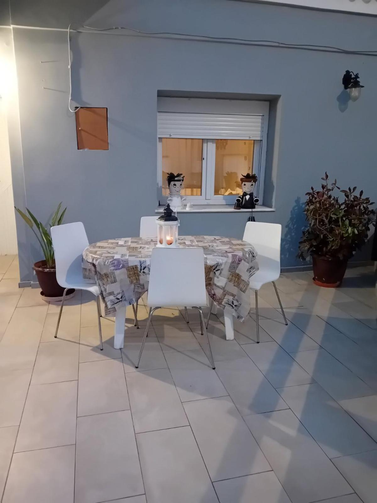 Katerina'S Apartments Kini Екстериор снимка
