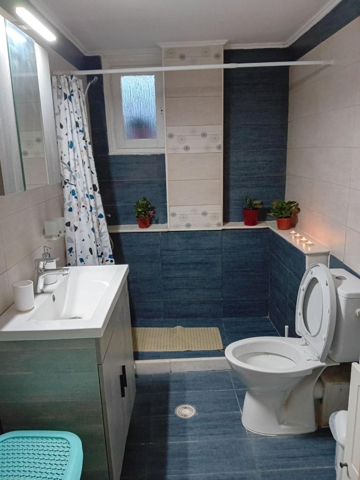 Katerina'S Apartments Kini Екстериор снимка